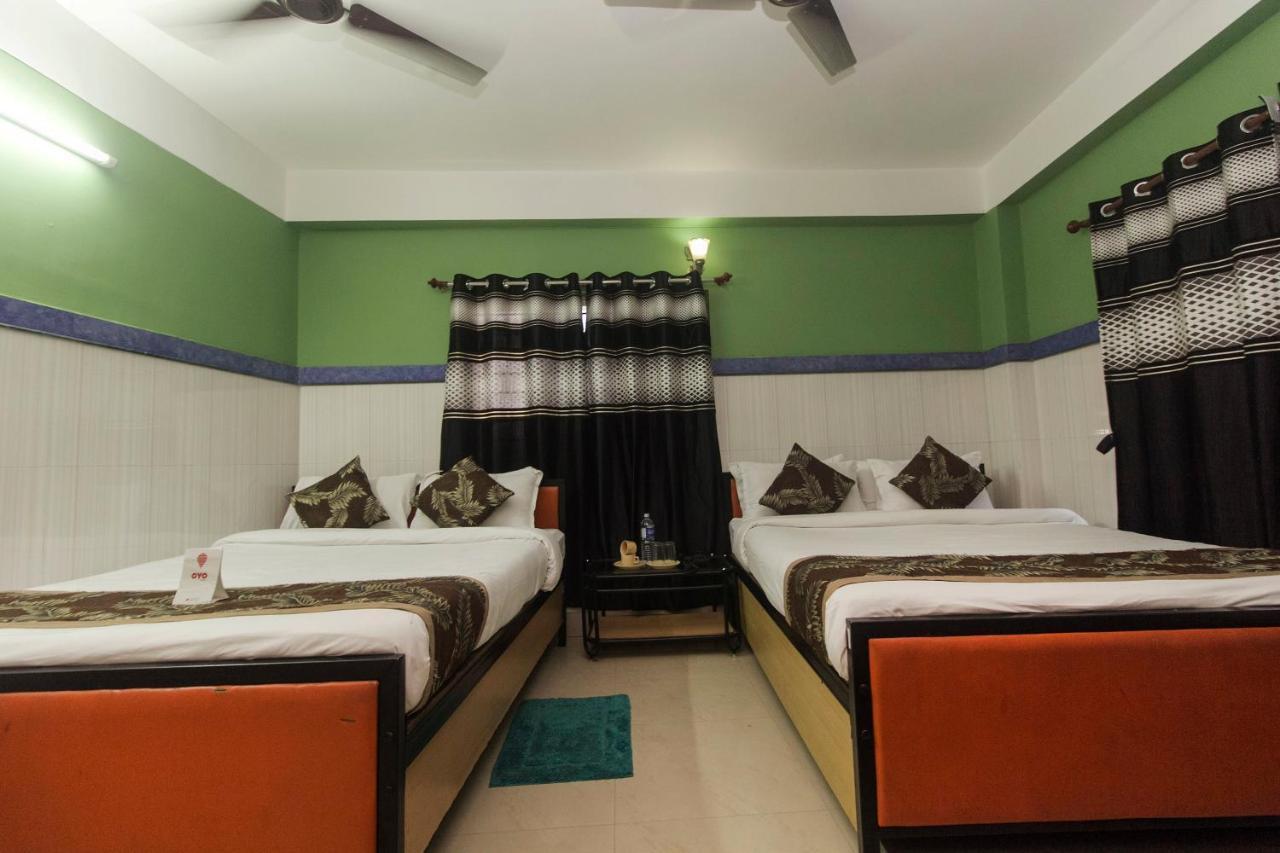 Oyo 16064 Tirupati Lodge Siliguri Exterior photo